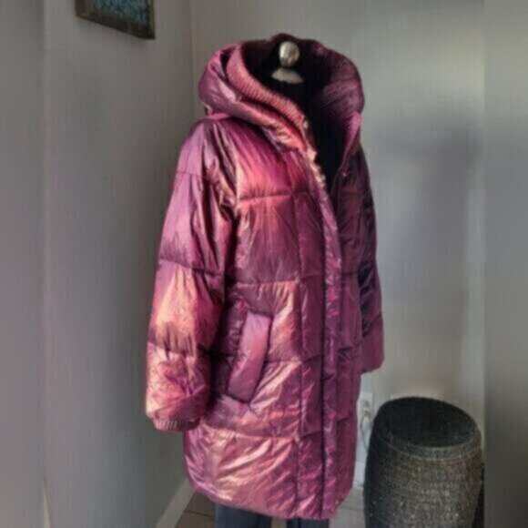 Raspberry Pearl Faux Down Puffer Coat by Badgley & Mischka Small - Picture 5 of 15